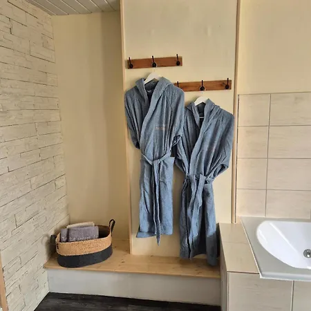 Loveroom- Le Secret De Melki Holiday home